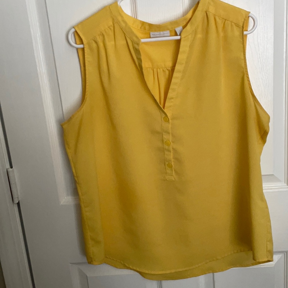 New York & Co yellow tank blouse; lightly worn; size XL